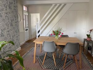 Dining room - click for photo gallery